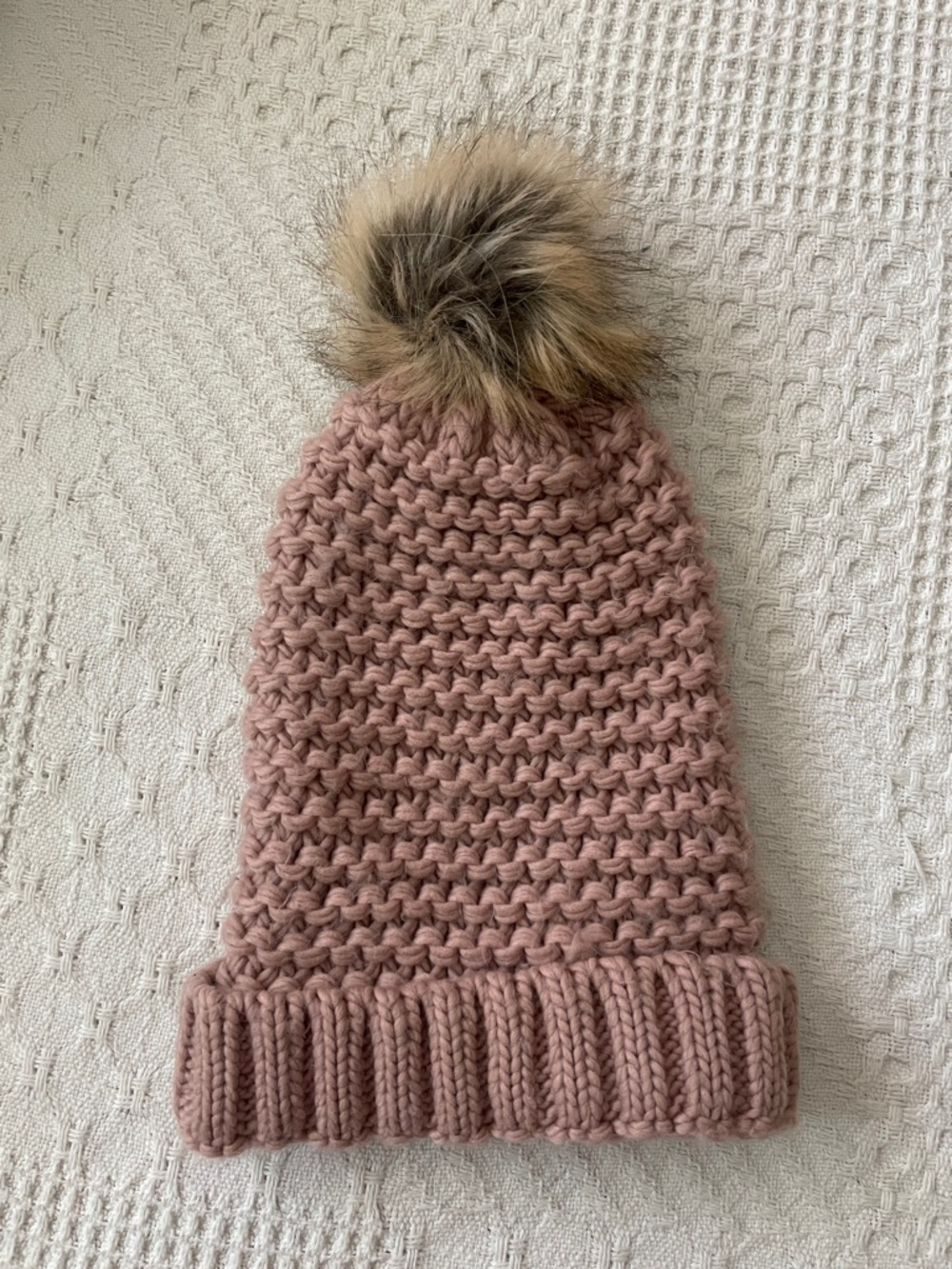 •| knit hat